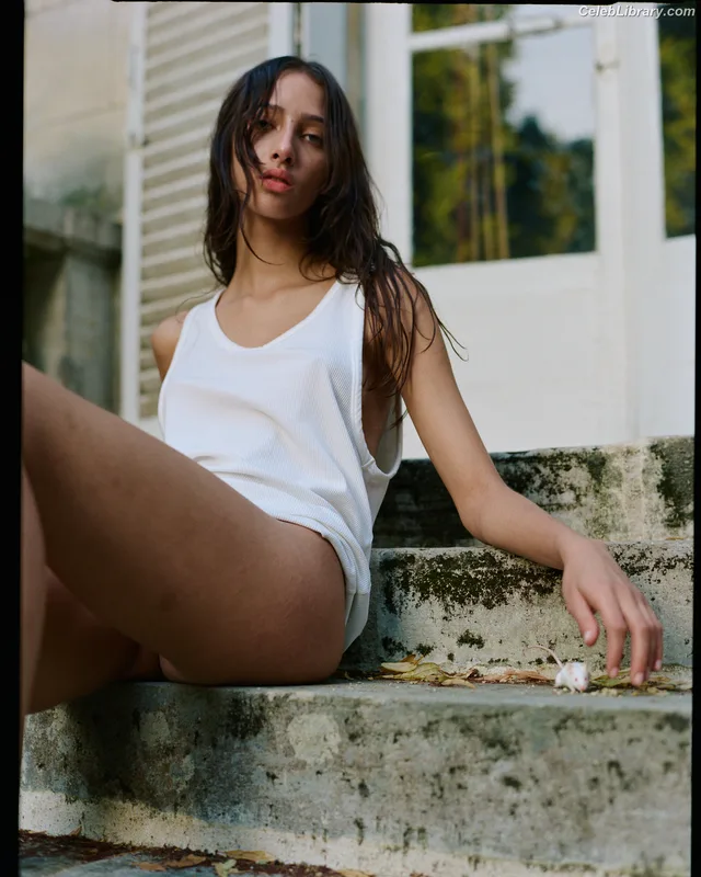 Yasmin Wijnaldum photo 16 of 70
