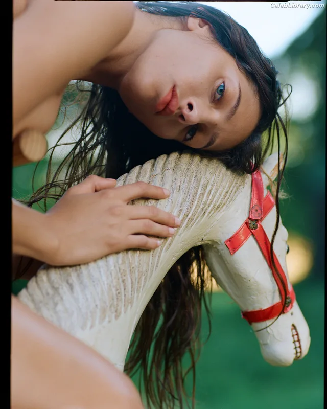 Yasmin Wijnaldum photo 18 of 70