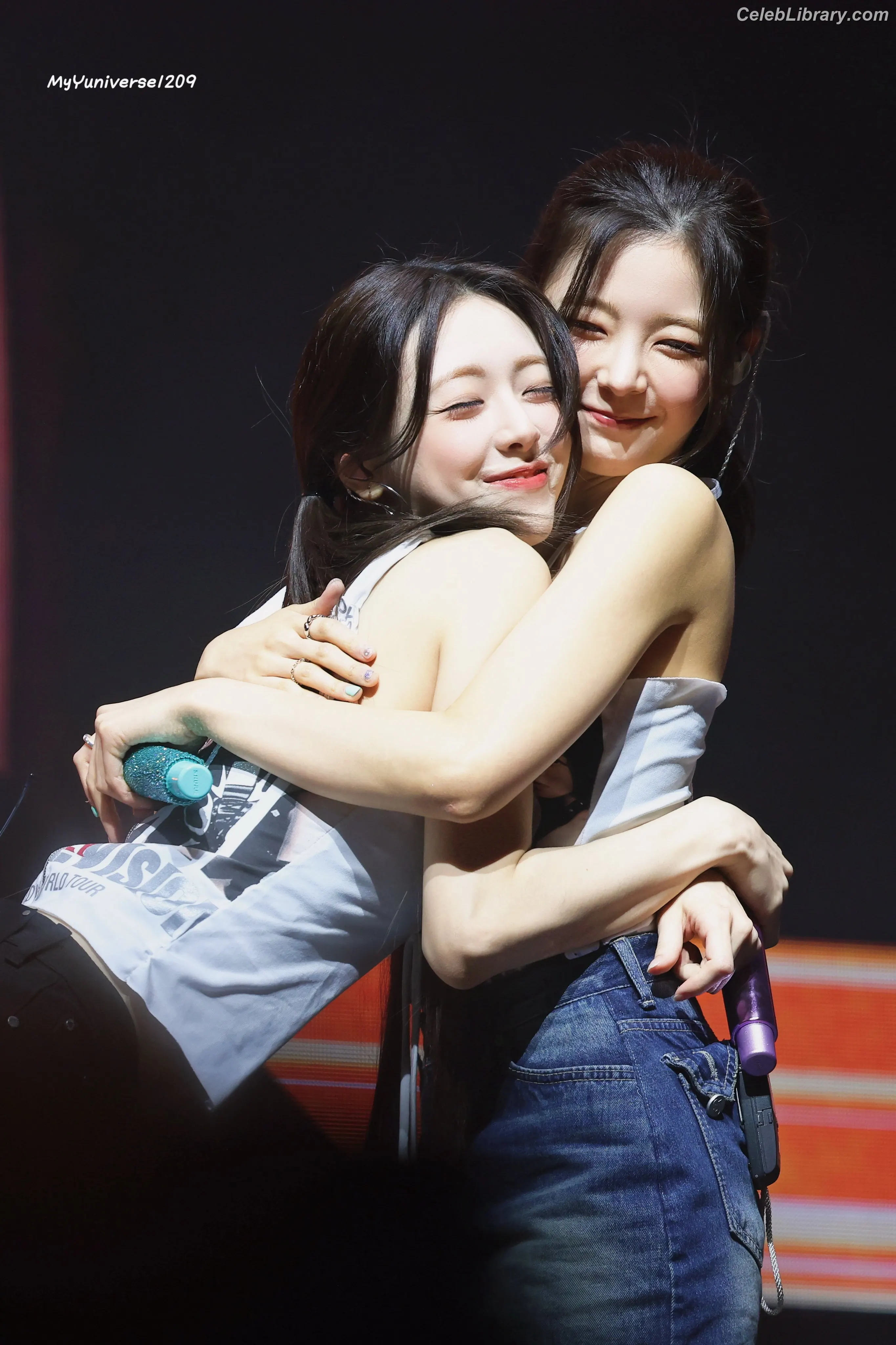 Yeji - ITZY (예지, Hwang Ye-ji) photo 13 of 1034