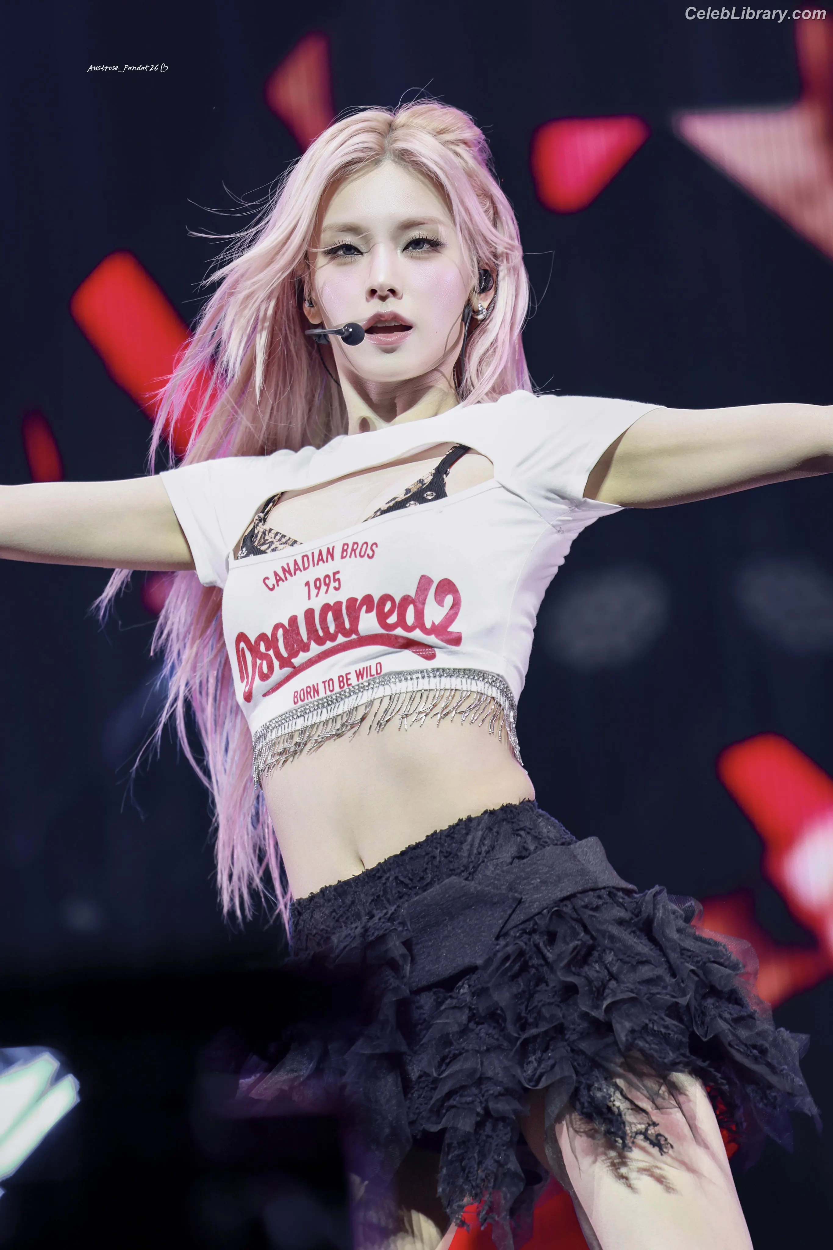 Yeji - ITZY (예지, Hwang Ye-ji) photo 6 of 1034