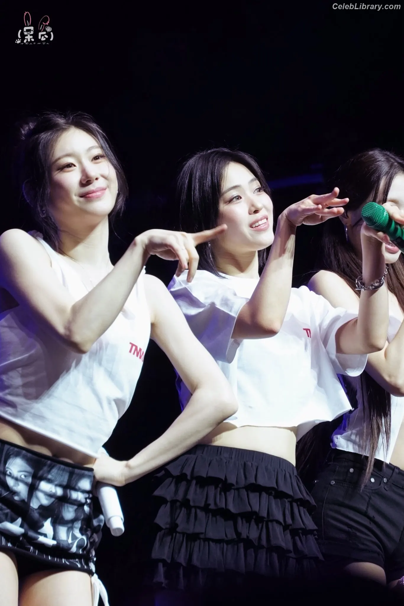 Yeji - ITZY (예지, Hwang Ye-ji) photo 7 of 1034