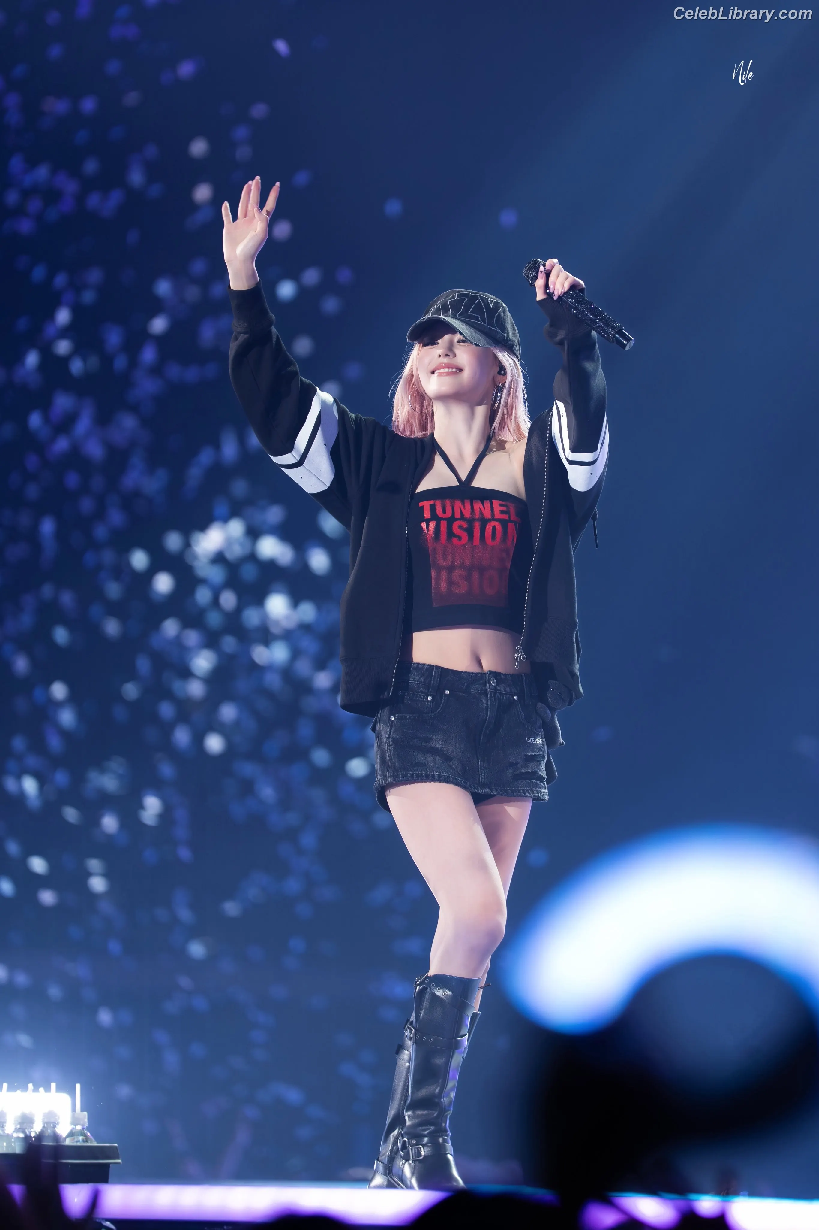 Yeji - ITZY (예지, Hwang Ye-ji) photo 2 of 1034