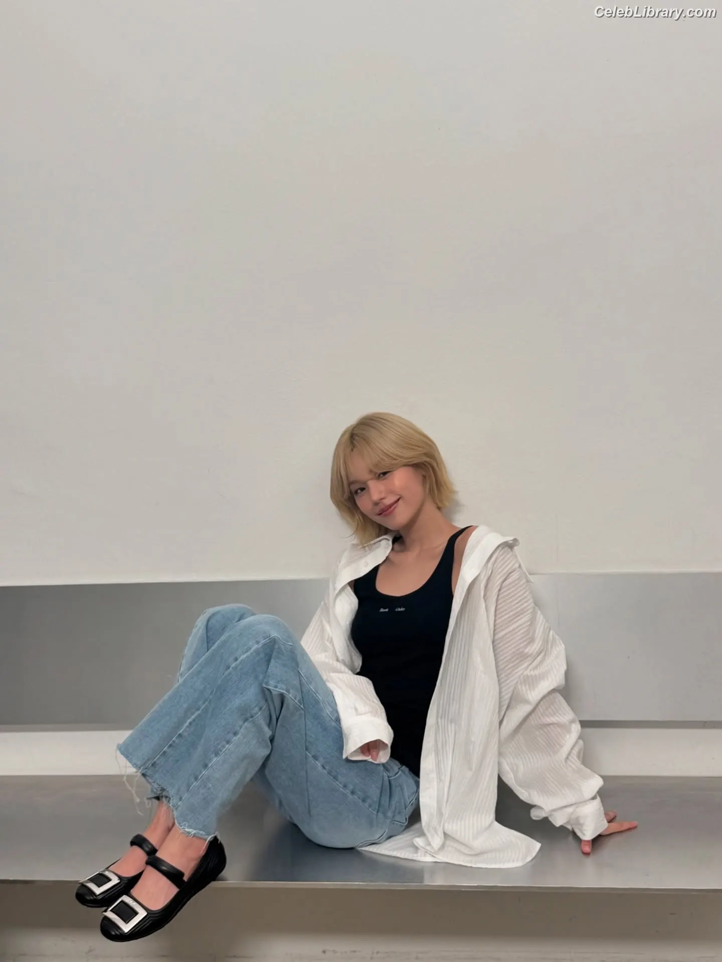 Yeji - ITZY (예지, Hwang Ye-ji) photo 4 of 1034