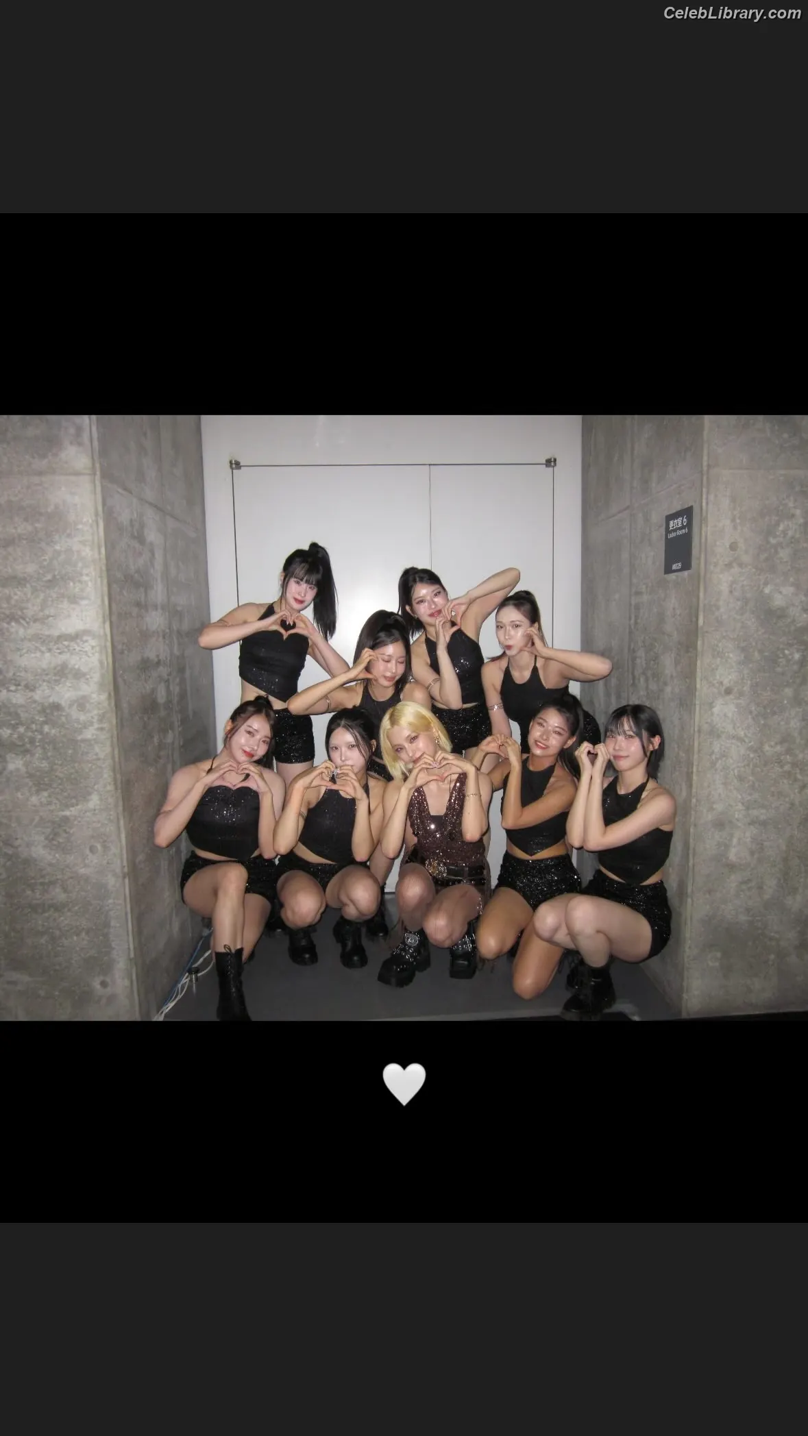 Yeji - ITZY (예지, Hwang Ye-ji) photo 3 of 1034