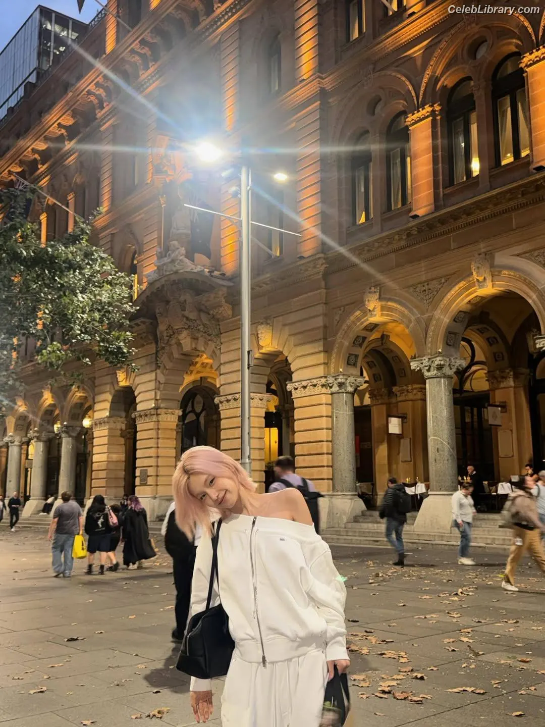 Yeji - ITZY (예지, Hwang Ye-ji) photo 11 of 1034