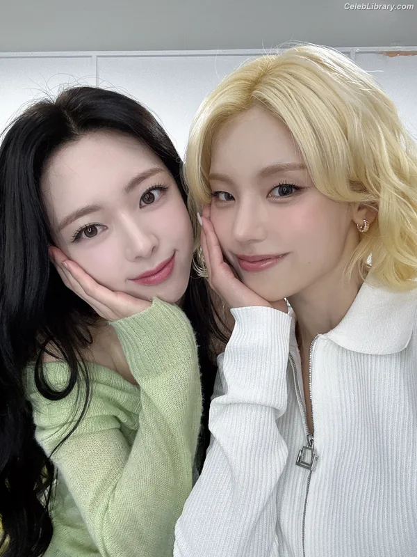 Yeji - ITZY (예지, Hwang Ye-ji) photo 18 of 1028