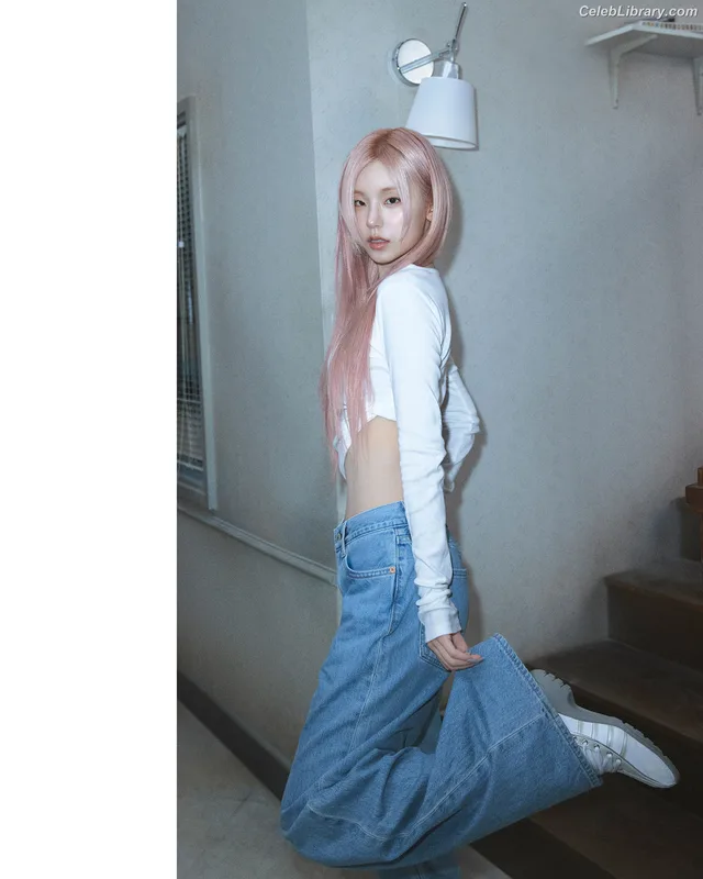 Yeji - ITZY (예지, Hwang Ye-ji) photo 23 of 1028