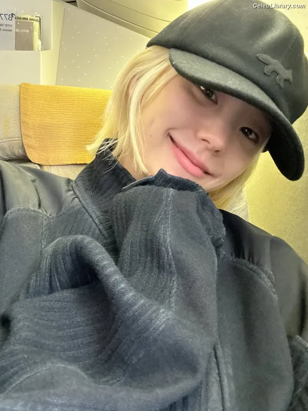 Yeji - ITZY (예지, Hwang Ye-ji) photo 11 of 1028