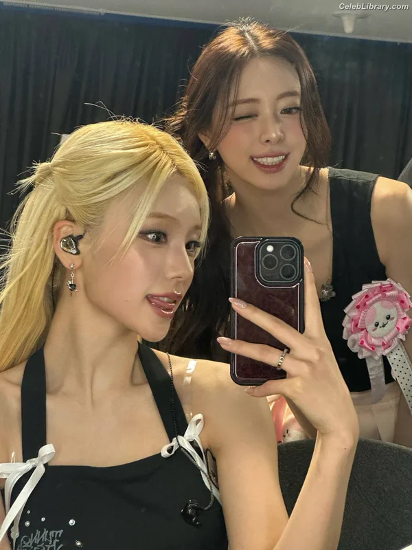 Yeji - ITZY (예지, Hwang Ye-ji) photo 18 of 1028