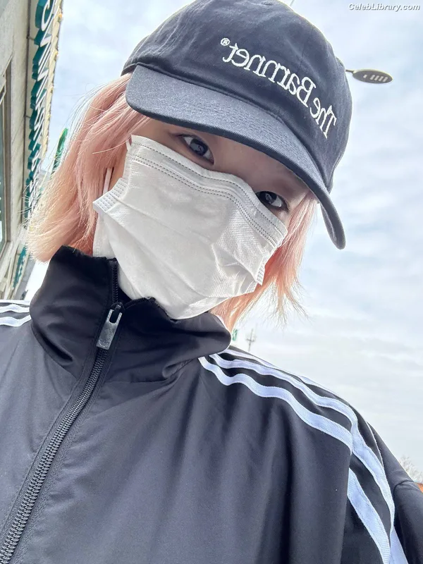 Yeji - ITZY (예지, Hwang Ye-ji) photo 9 of 1028