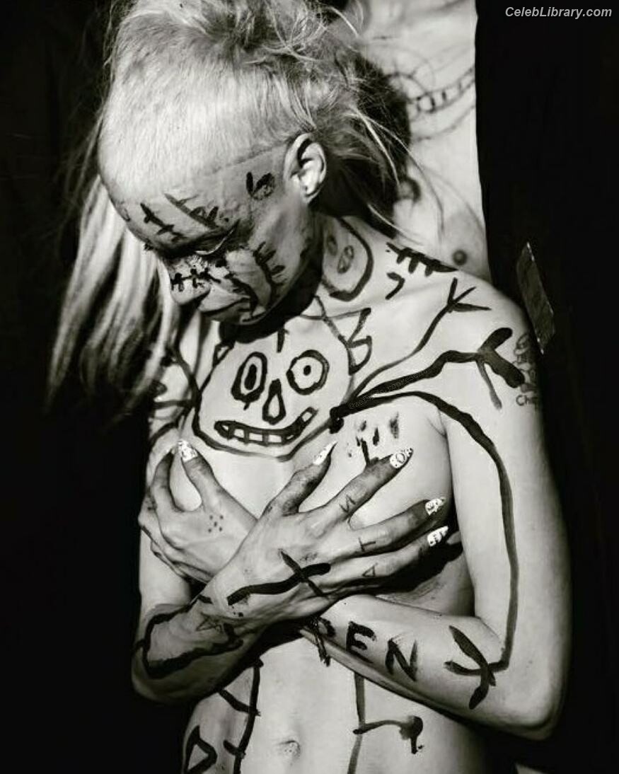 Yolandi Visser photo 20 of 252