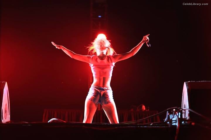 Yolandi Visser photo 21 of 252