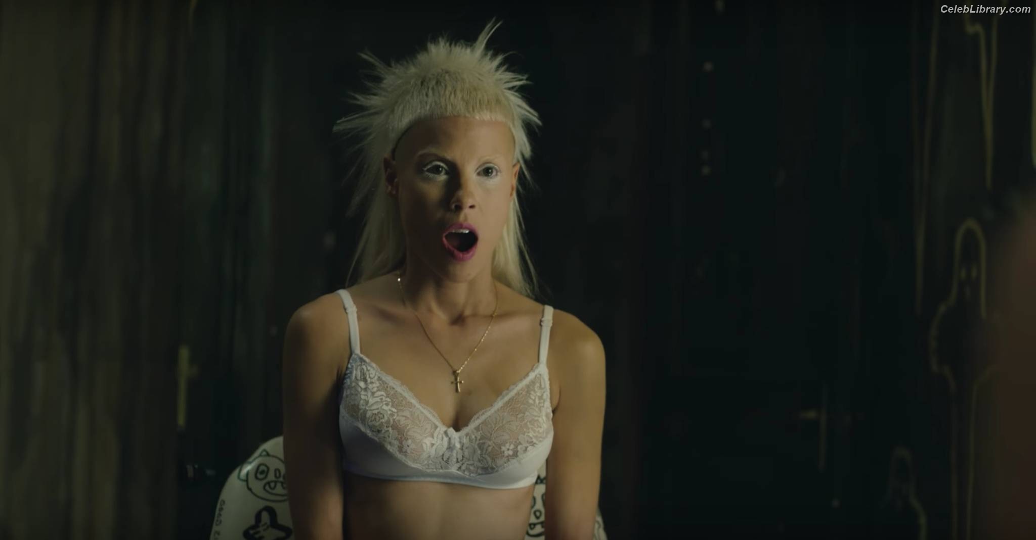 Yolandi Visser photo 11 of 252