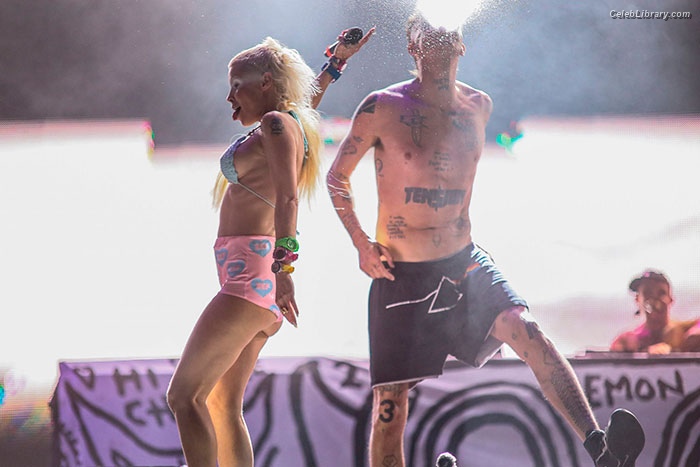 Yolandi Visser photo 21 of 252