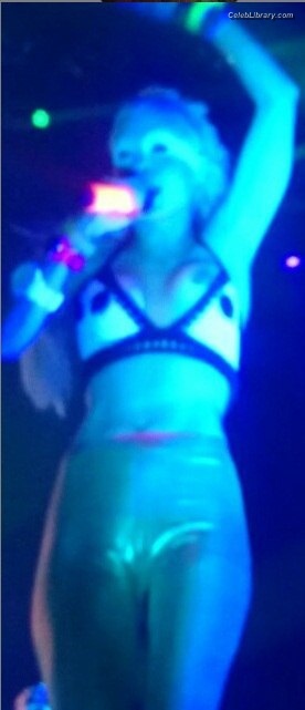 Yolandi Visser photo 15 of 252