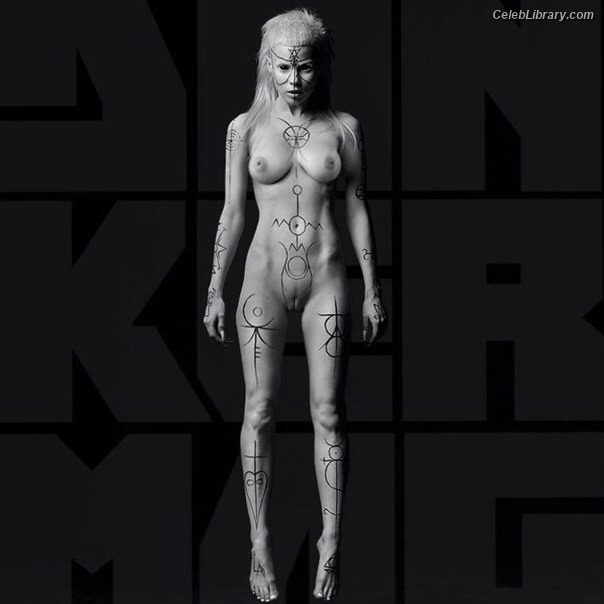 Yolandi Visser photo 17 of 252