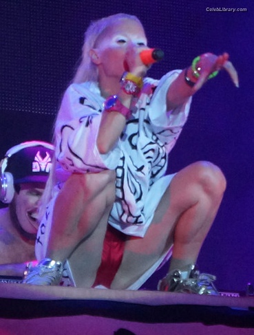 Yolandi Visser photo 23 of 252