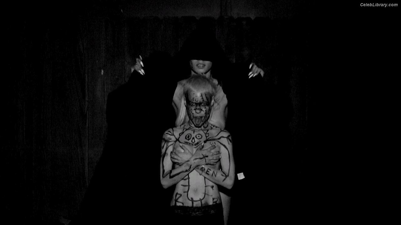 Yolandi Visser photo 5 of 252