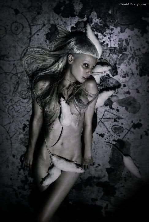 Yolandi Visser photo 22 of 252