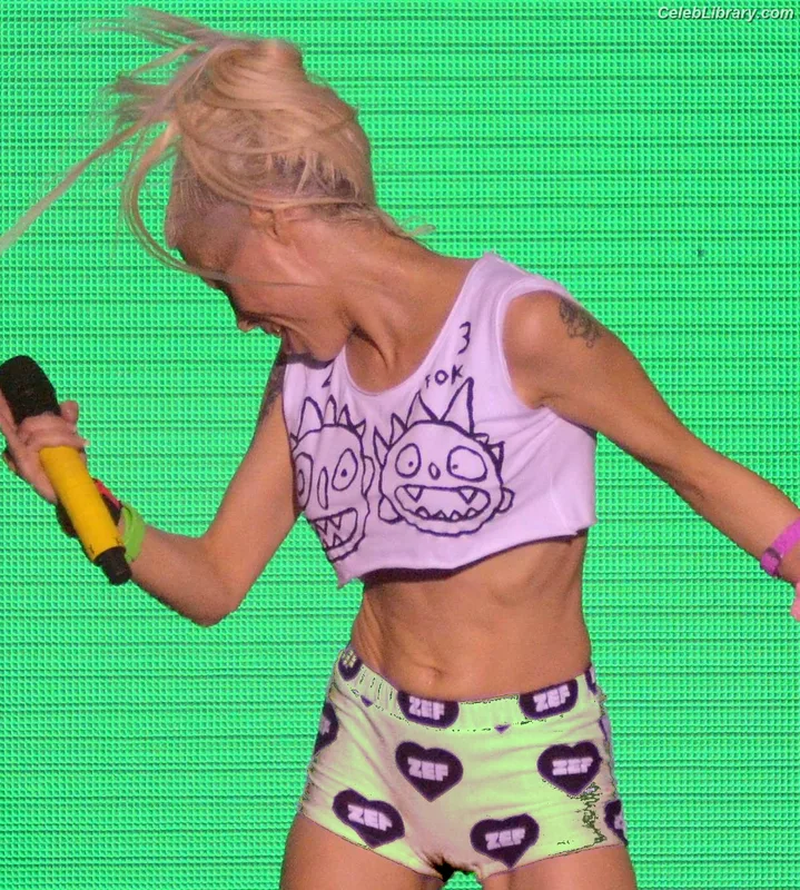Yolandi Visser photo 16 of 252