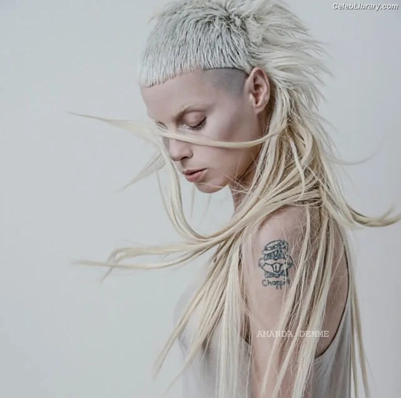 Yolandi Visser photo 5 of 252