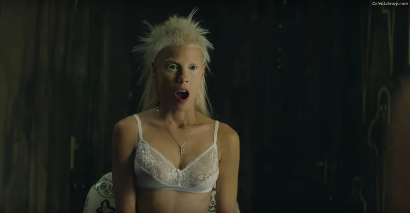 Yolandi Visser photo 11 of 252