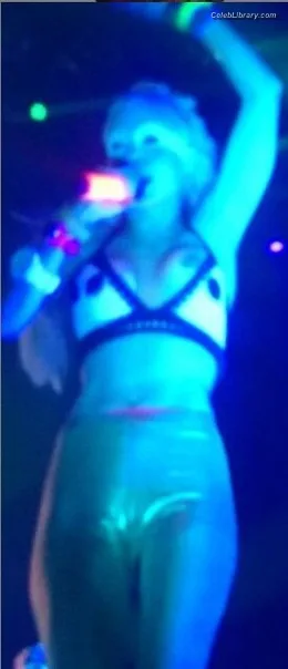 Yolandi Visser photo 12 of 252