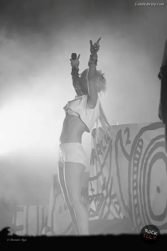 Yolandi Visser photo 10 of 252