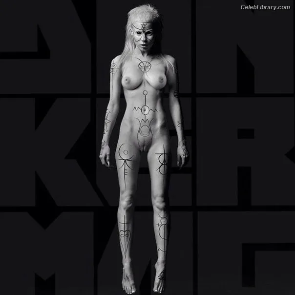 Yolandi Visser photo 17 of 252