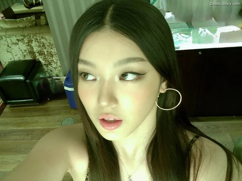 Yoonchae (Katseye) photo 19 of 144