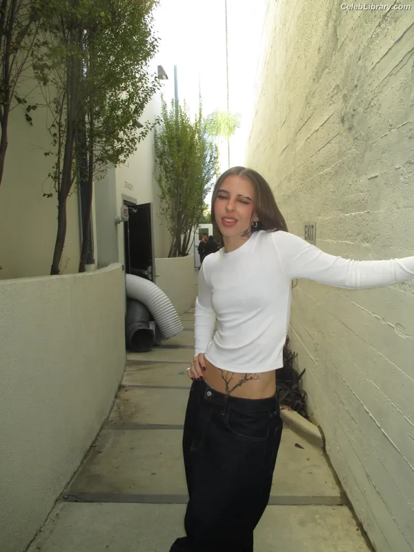 Young Miko photo 3 of 108