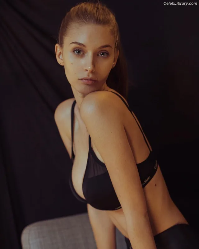 Yulia Rose photo 7 of 141