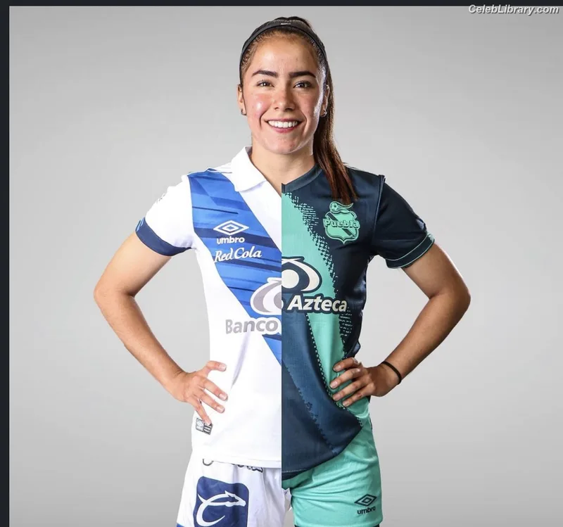 Yulissa Acevedo photo 4 of 7
