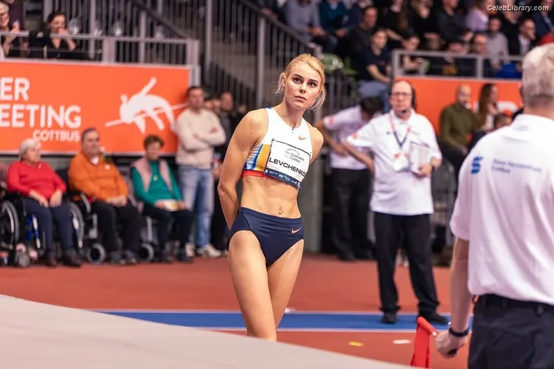 Yuliya Levchenko photo 14 of 56