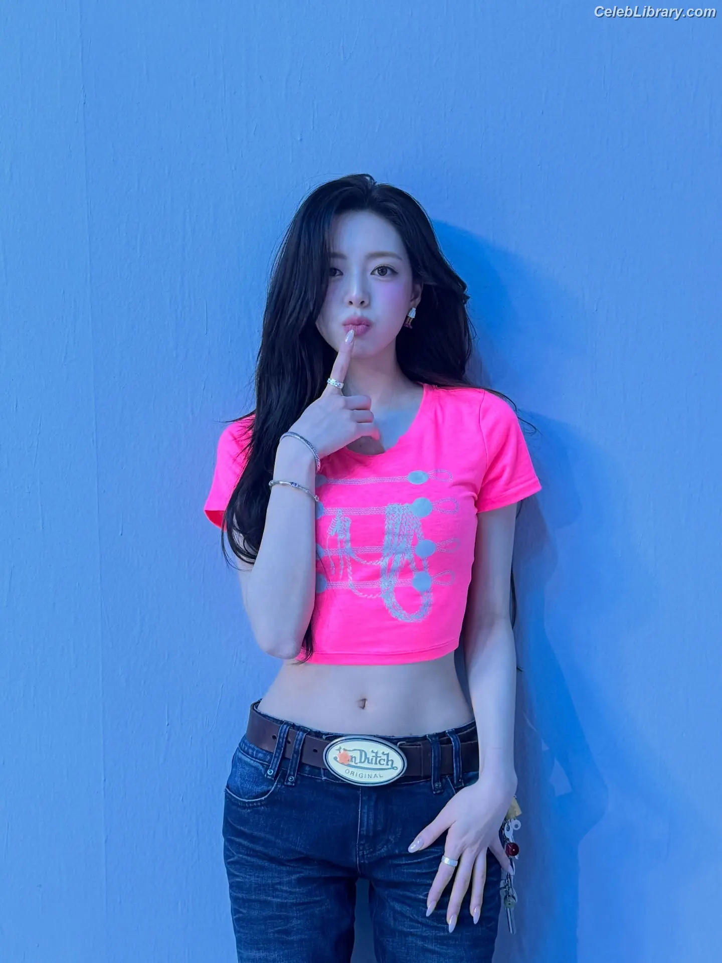 Yuna - ITZY (유나, Shin Yu Na) photo 5 of 1697