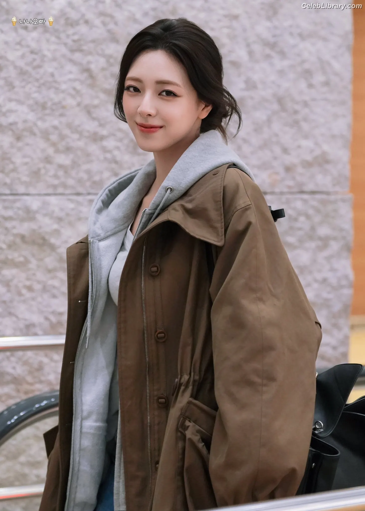 Yuna - ITZY (유나, Shin Yu Na) photo 16 of 1697