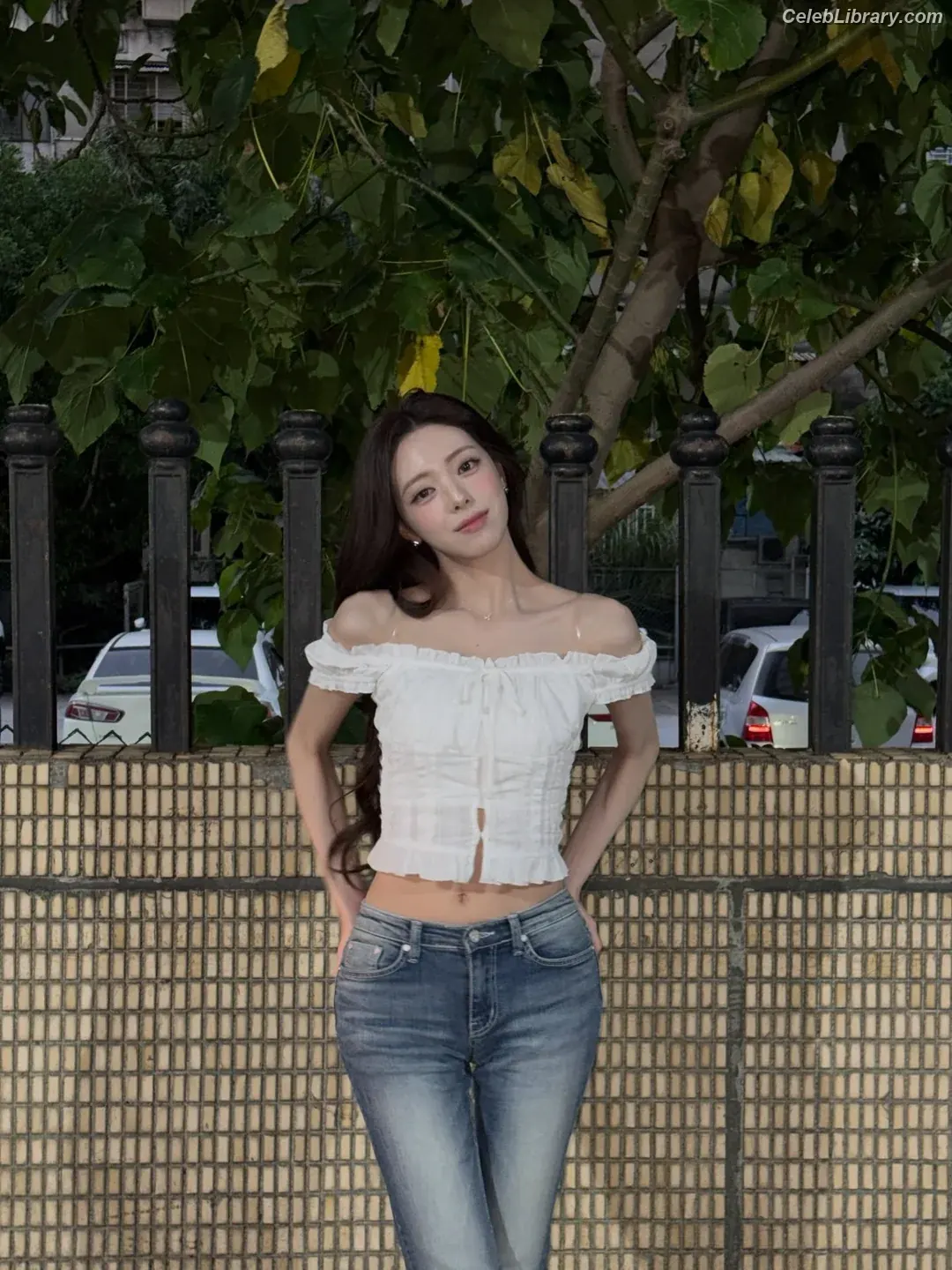 Yuna - ITZY (유나, Shin Yu Na) photo 12 of 1697