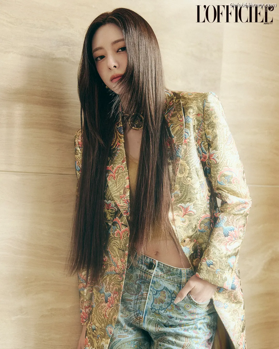 Yuna - ITZY (유나, Shin Yu Na) photo 10 of 1697