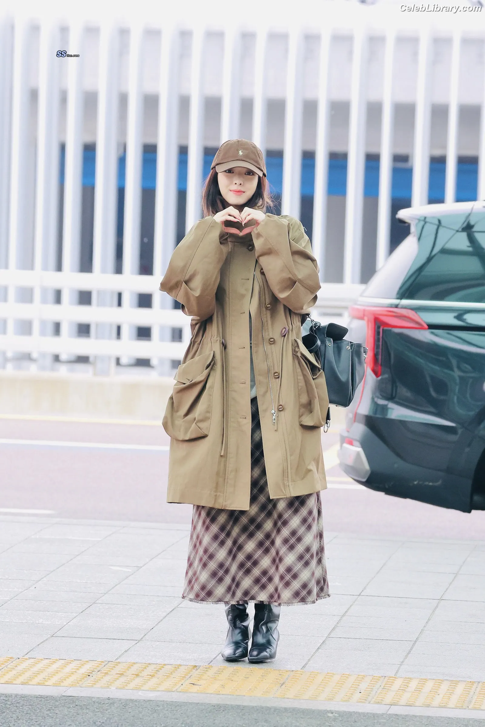 Yuna - ITZY (유나, Shin Yu Na) photo 7 of 1697