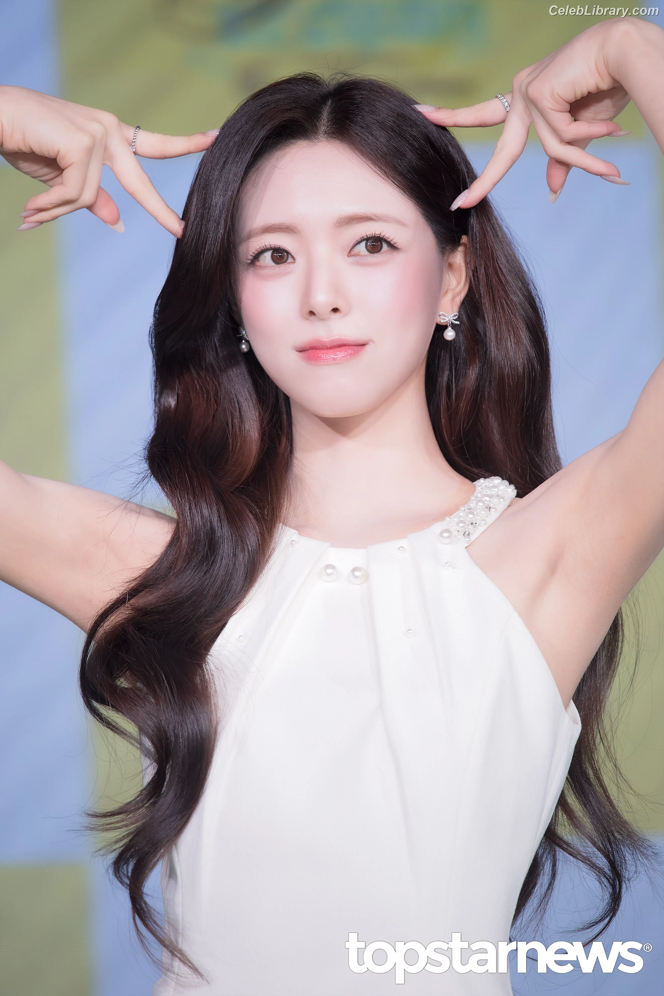 Yuna - ITZY (유나, Shin Yu Na) photo 13 of 1697