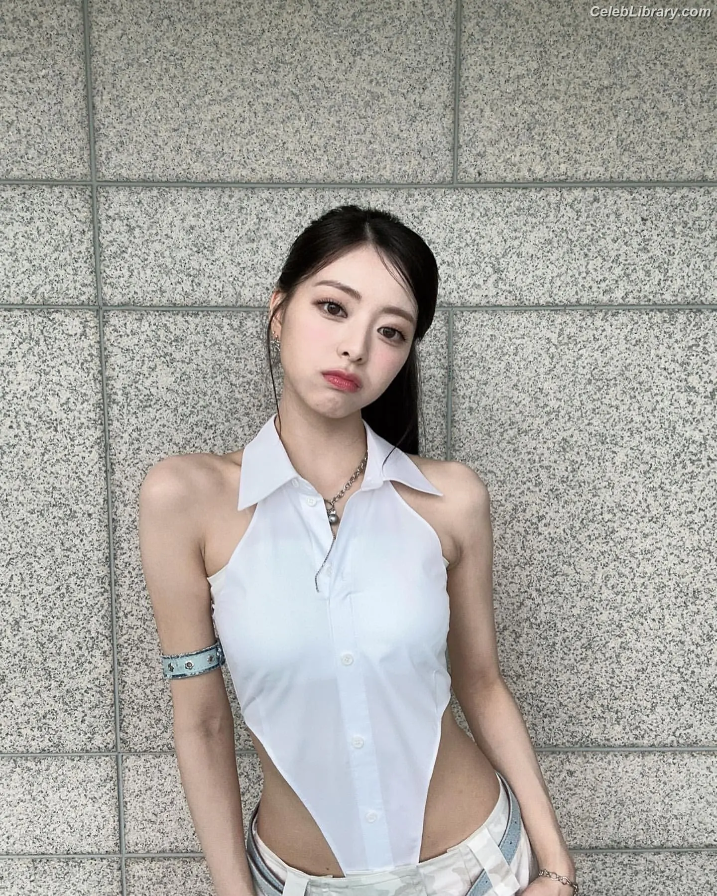 Yuna - ITZY (유나, Shin Yu Na) photo 11 of 1697