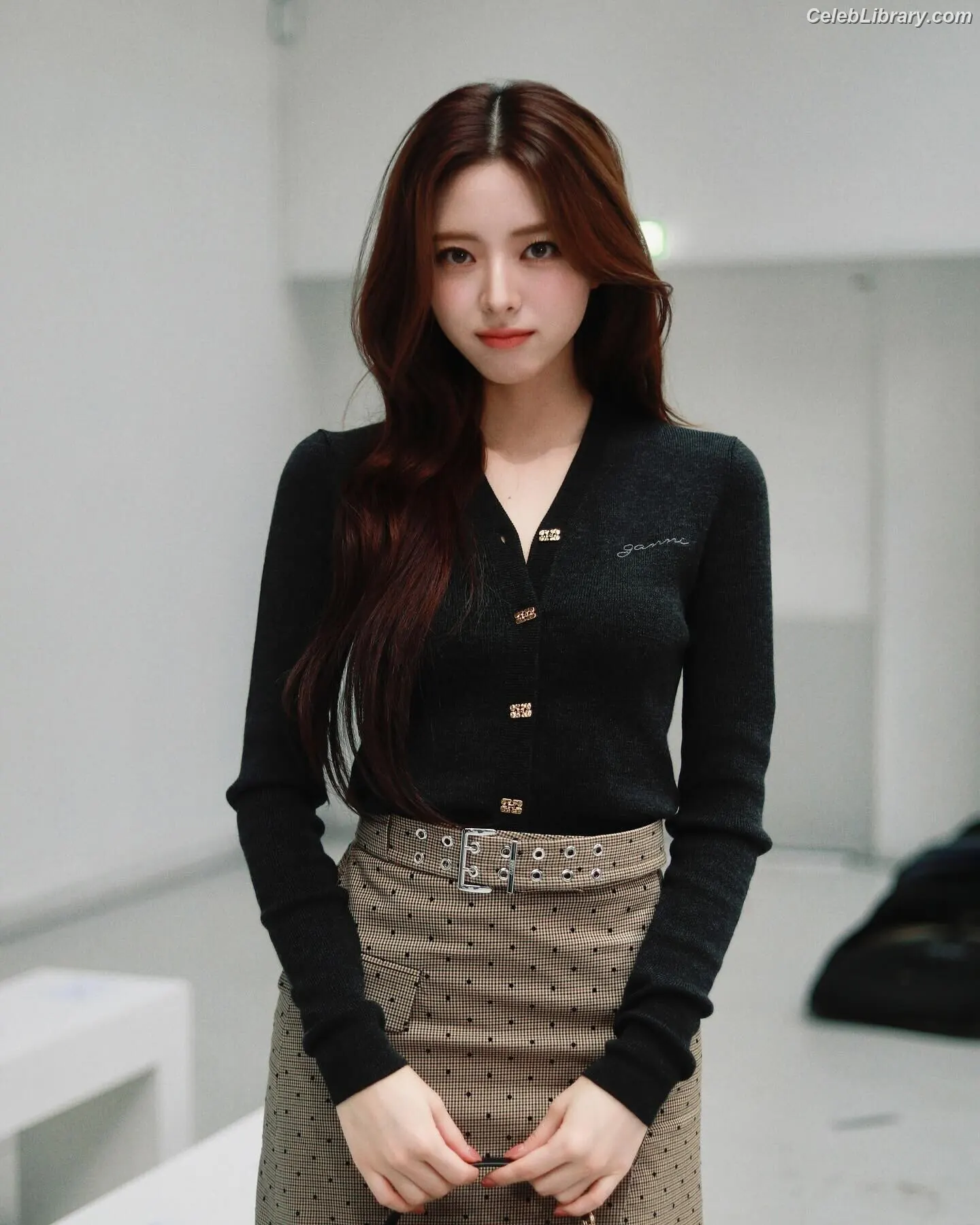 Yuna - ITZY (유나, Shin Yu Na) photo 14 of 1697