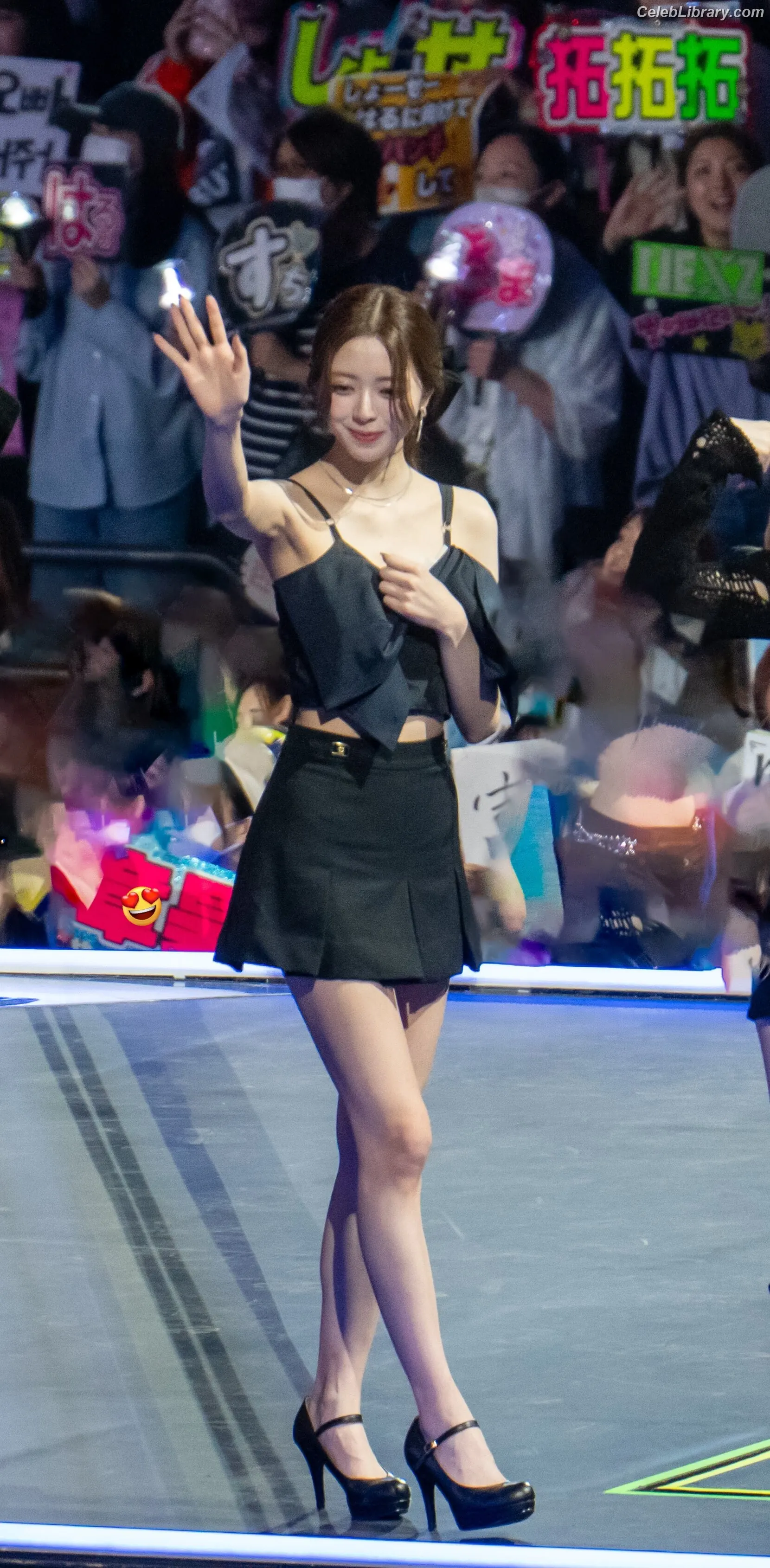Yuna - ITZY (유나, Shin Yu Na) photo 17 of 1697
