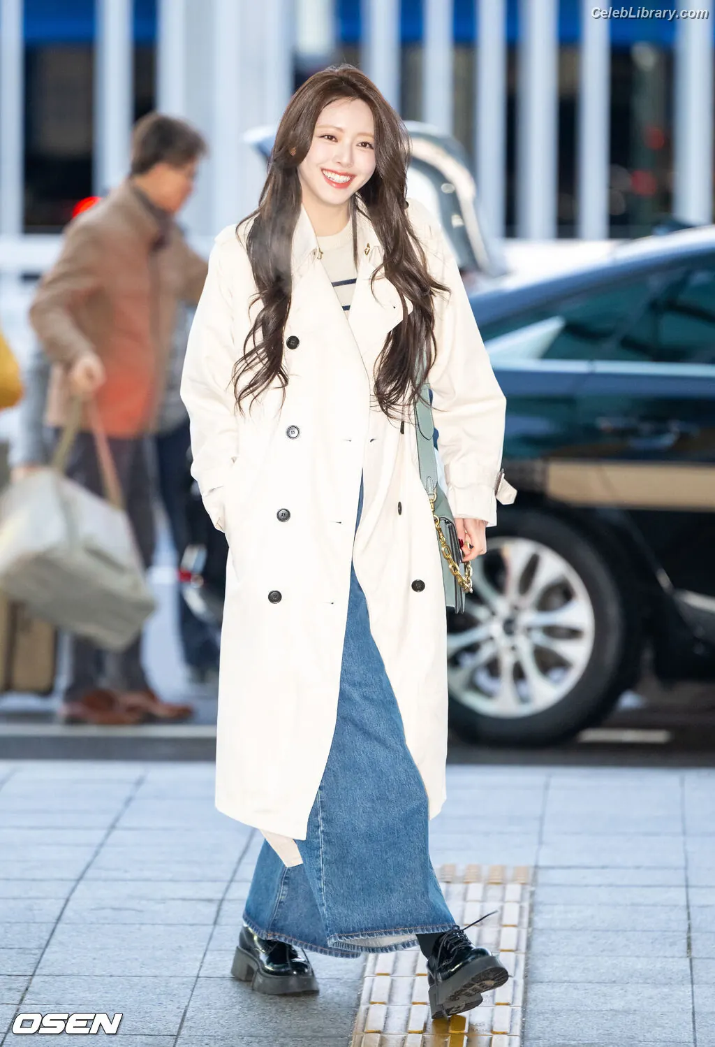 Yuna - ITZY (유나, Shin Yu Na) photo 24 of 1697