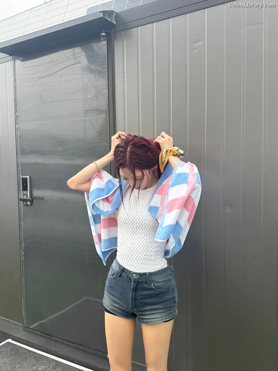 Yuna - ITZY (유나, Shin Yu Na) photo 20 of 1697