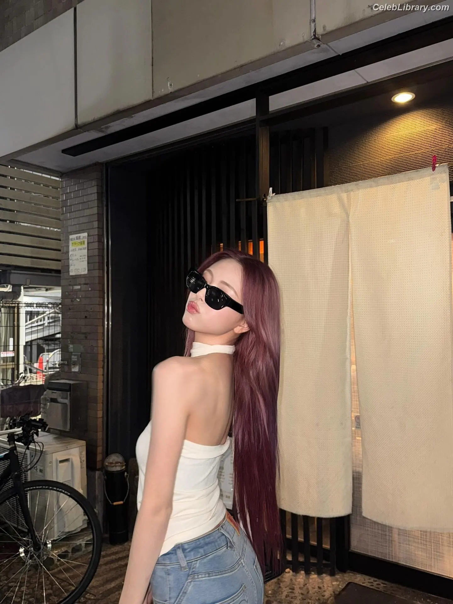 Yuna - ITZY (유나, Shin Yu Na) photo 22 of 1697