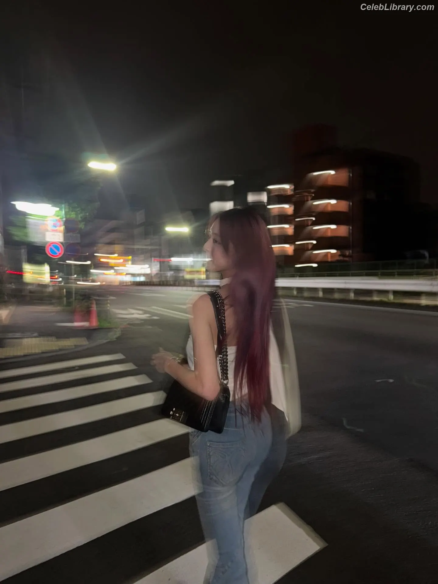 Yuna - ITZY (유나, Shin Yu Na) photo 1 of 1697