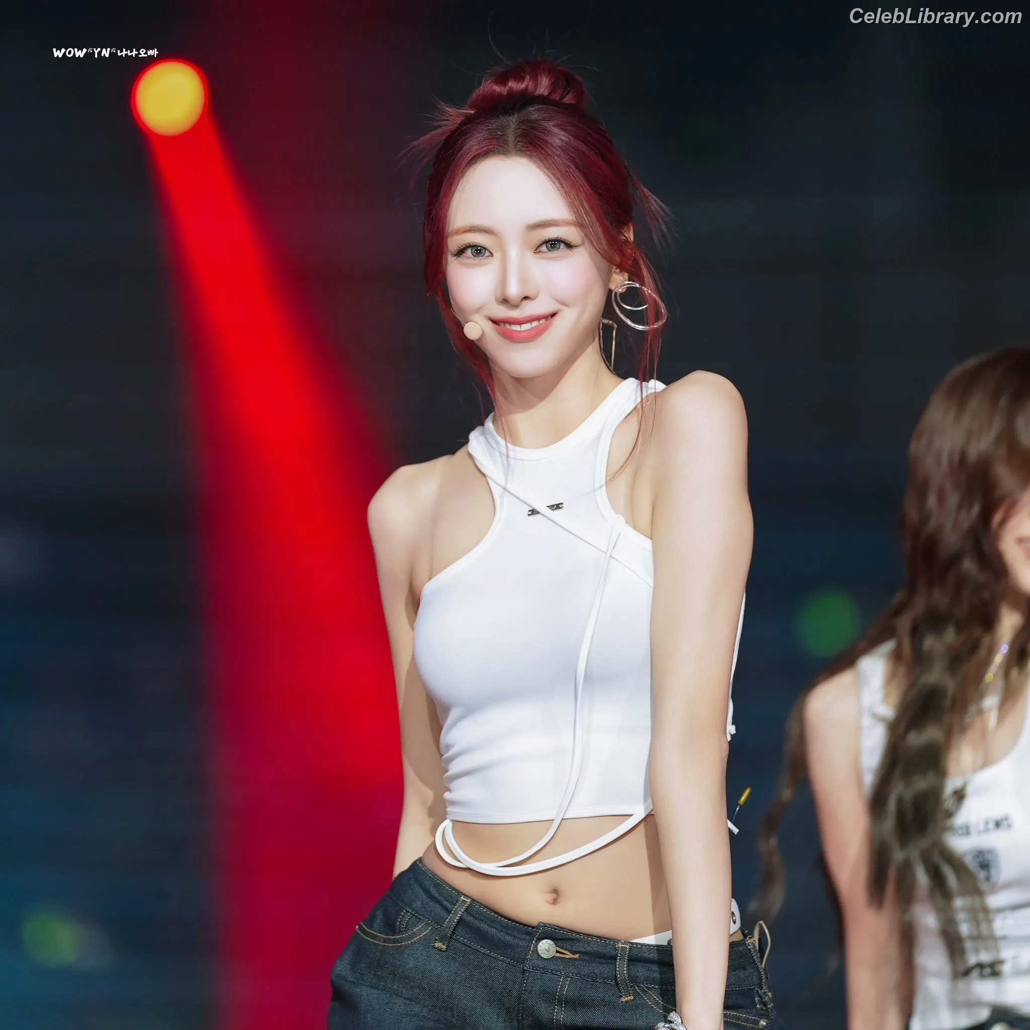 Yuna - ITZY (유나, Shin Yu Na) photo 10 of 1697