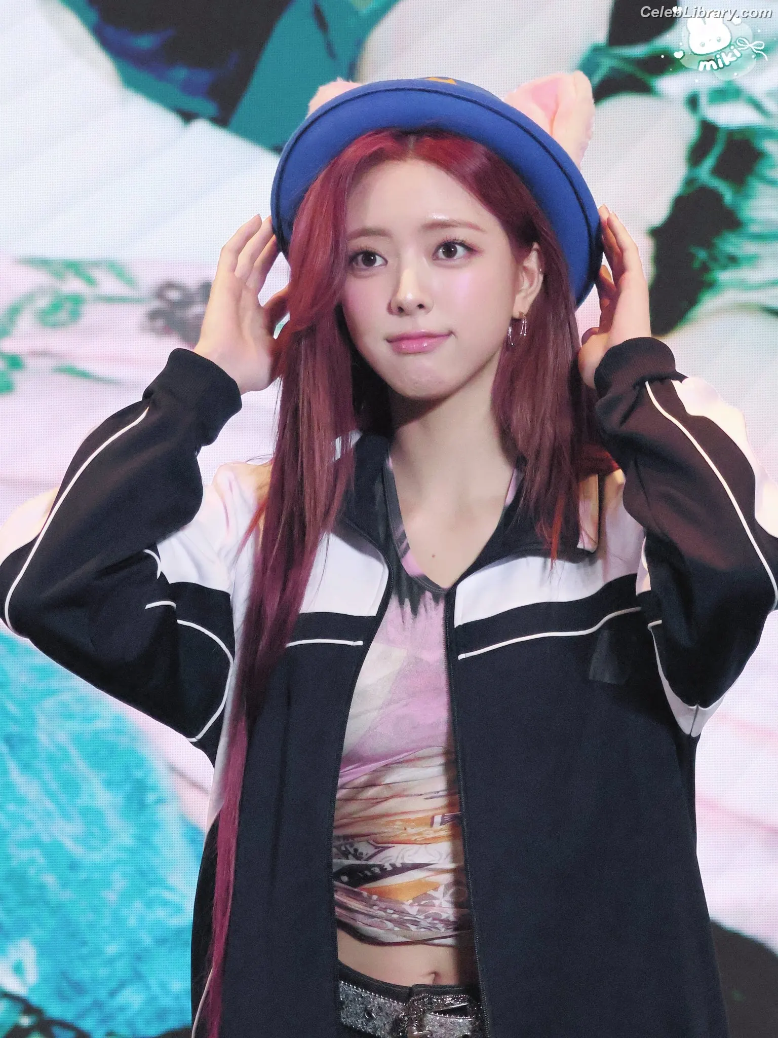 Yuna - ITZY (유나, Shin Yu Na) photo 24 of 1697