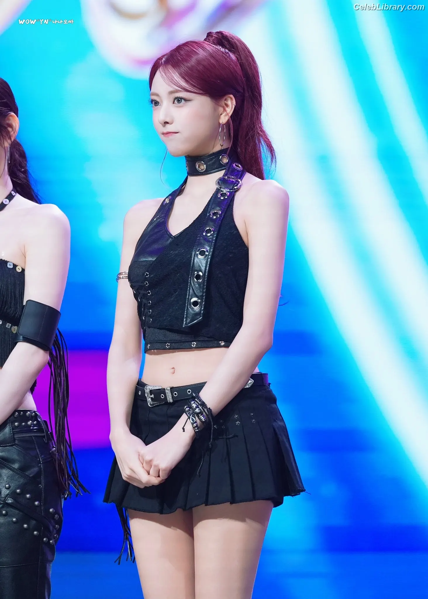 Yuna - ITZY (유나, Shin Yu Na) photo 20 of 1697